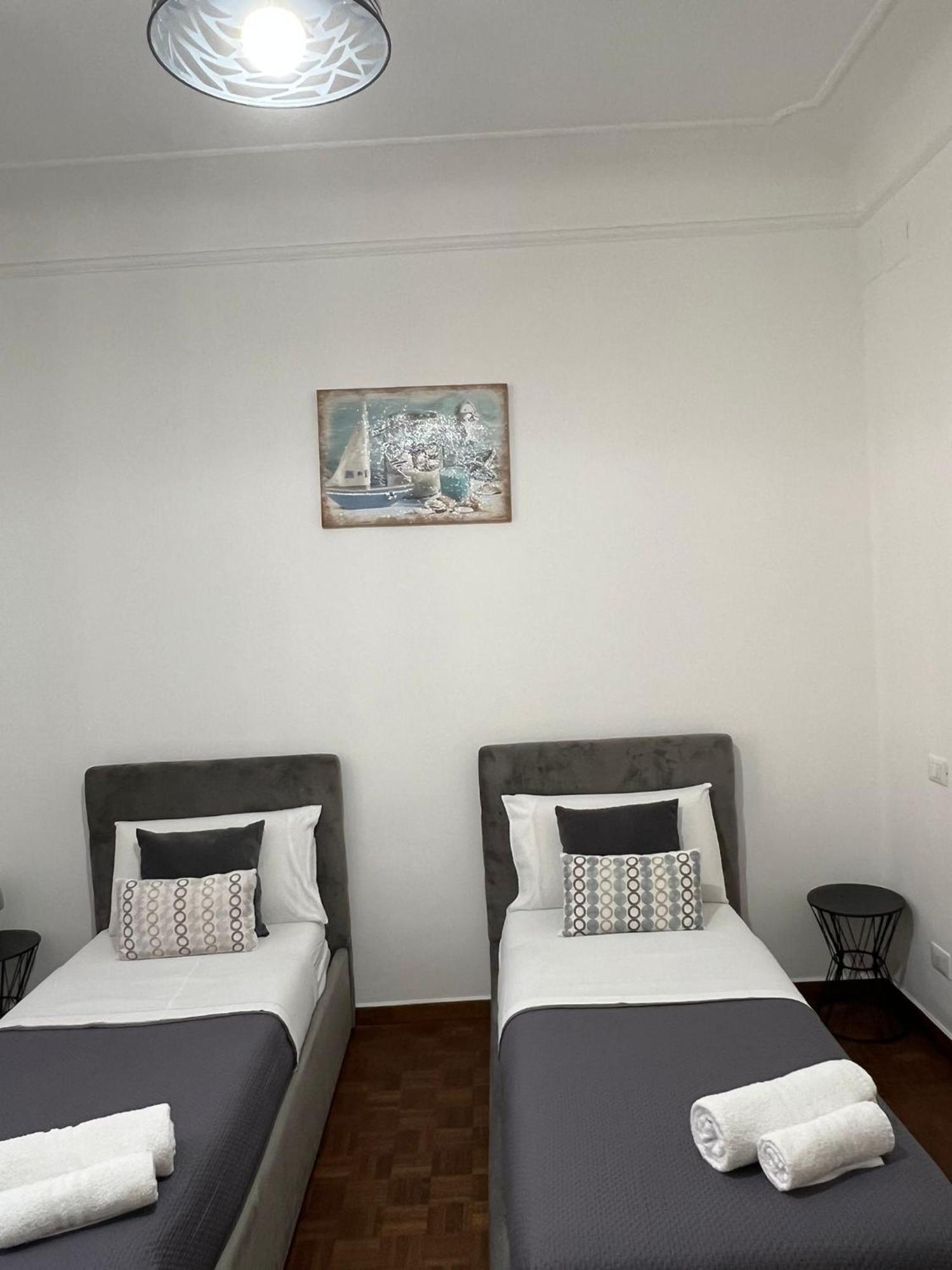 Casa Di Esti Apartment La Spezia Luaran gambar